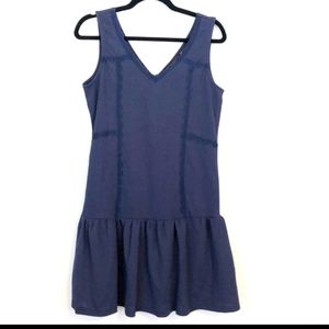 DOE & RAE Dresses. Blue